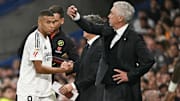 Carlo Ancelotti, entrenador del Real Madrid, contó que Mbappé pidió el cambio por molestias 