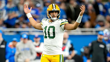 Green Bay Packers v Detroit Lions