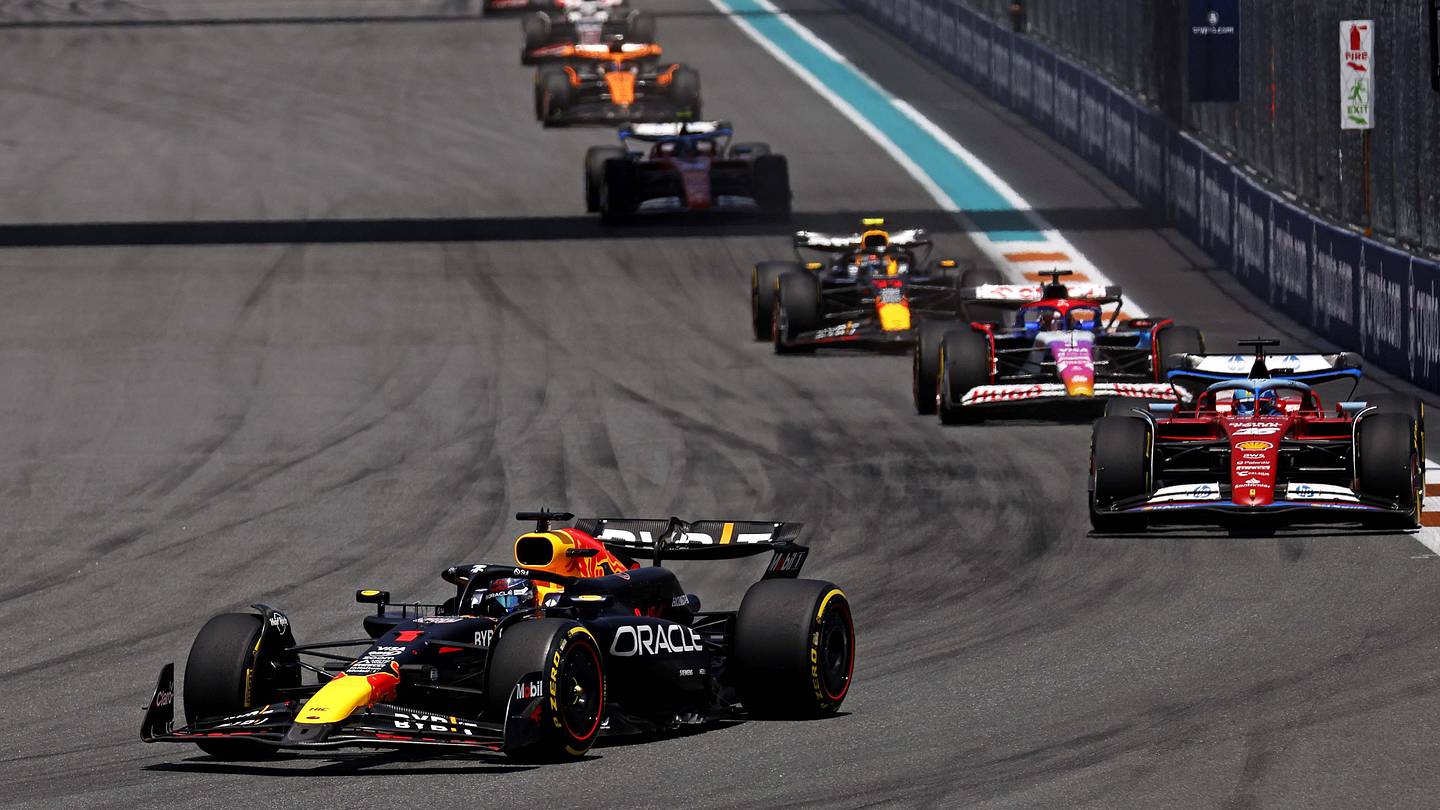 アブダビGPタイヤテスト後、F1ルーキースプリントレース開催決定
