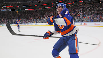 Carolina Hurricanes v New York Islanders