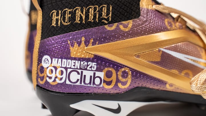 EA Sports surprised Lamar Jackson and Derrick Henry with Madden NFL 99 Club custom cleats.