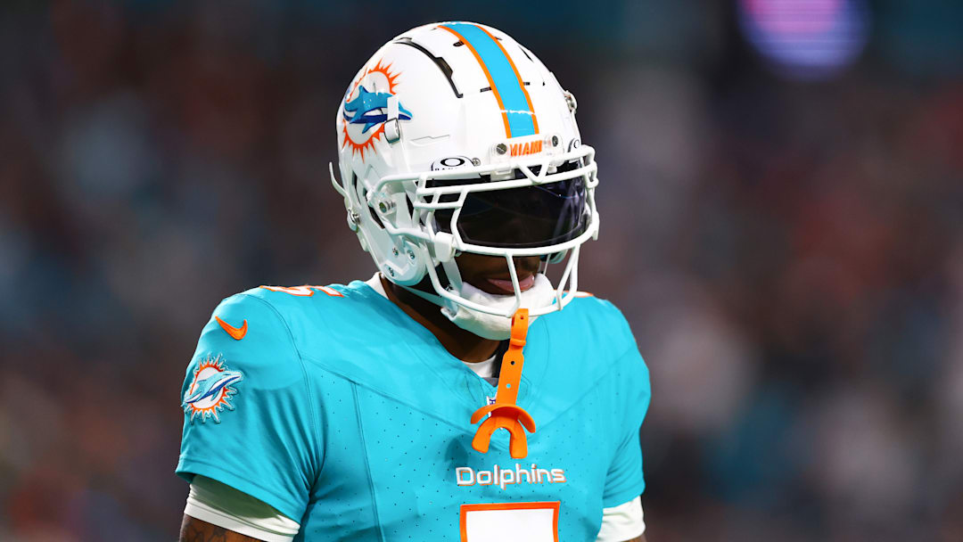 Tennessee Titans v Miami Dolphins