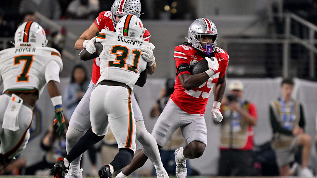 Dec 31, 2025; Arlington, TX, USA; Ohio State Buckeyes running back Bo Jackson (25) runs with the ball during the 2025 Cotton Bowl and quarterfinal game of the College Football Playoff at AT&T Stadium. Mandatory Credit: Jerome Miron-Imagn Images
