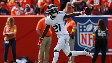 Tennessee Titans v Denver Broncos