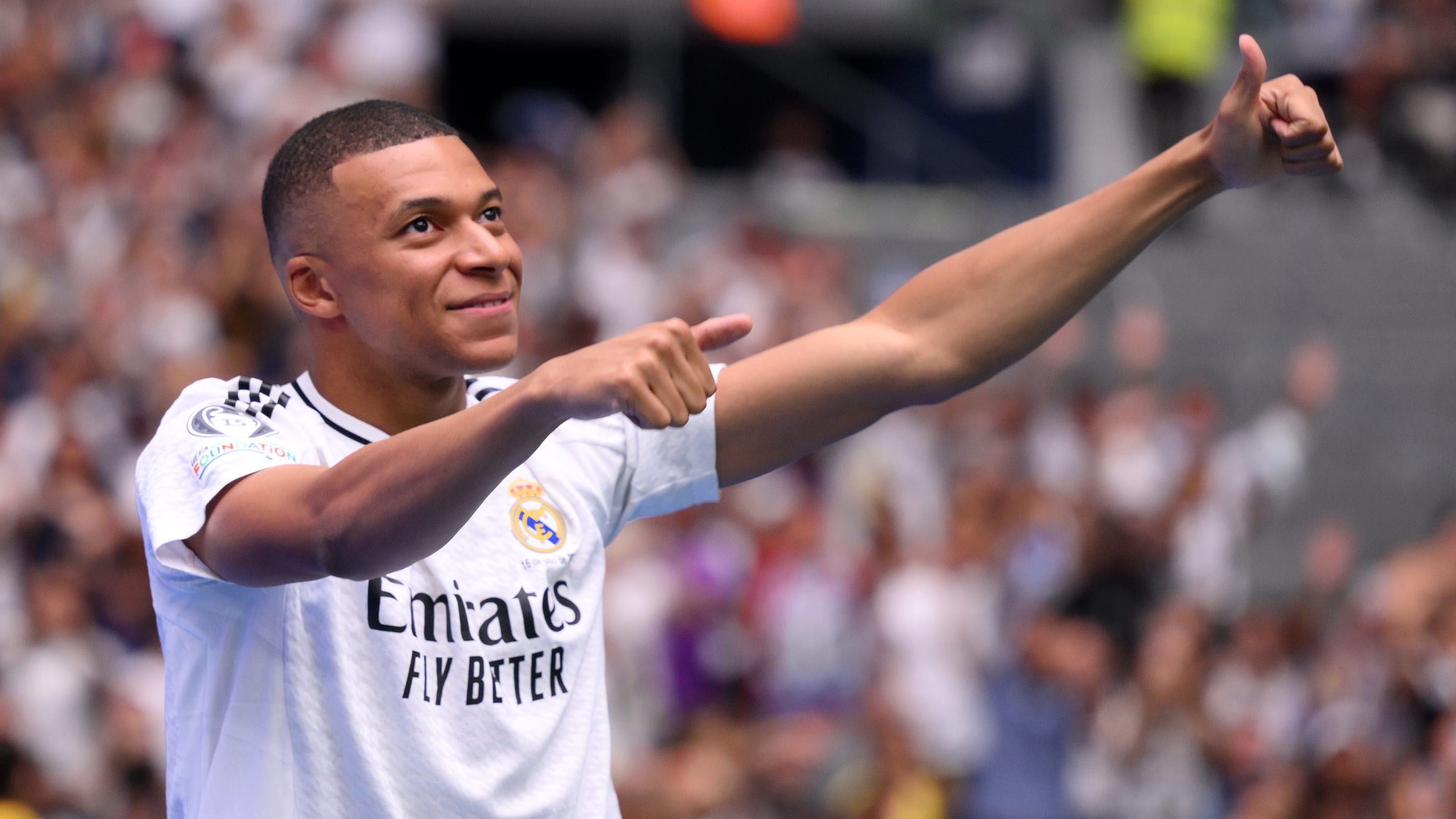PHOTO : La voiture exceptionnelle offerte par le Real Madrid à Kylian Mbappé pour son arrivée