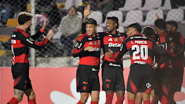 Flamengo vence na altitude e estreia bem na Libertadores 2026