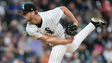 Los Angeles Angels v Chicago White Sox