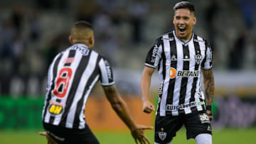 Zaracho marcou um golaço e entrou para a lista
