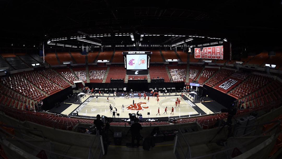 Jan 21, 2021; Pullman, Washington, USA; Washington State Cougars and Utah Utes prepare for their Pac-12 men   s basketball game at Friel Court at Beasley Coliseum. Mandatory Credit: James Snook-Imagn Images