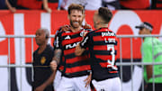Zagueiro fez o único gol no Maracanã