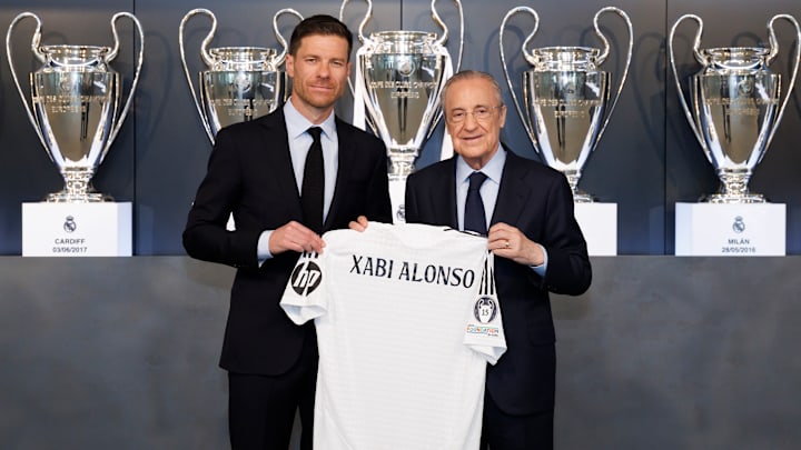 Florentino Perez hat Xabi Alonso entlassen Florentino Perez hat Xabi Alonso entlassen