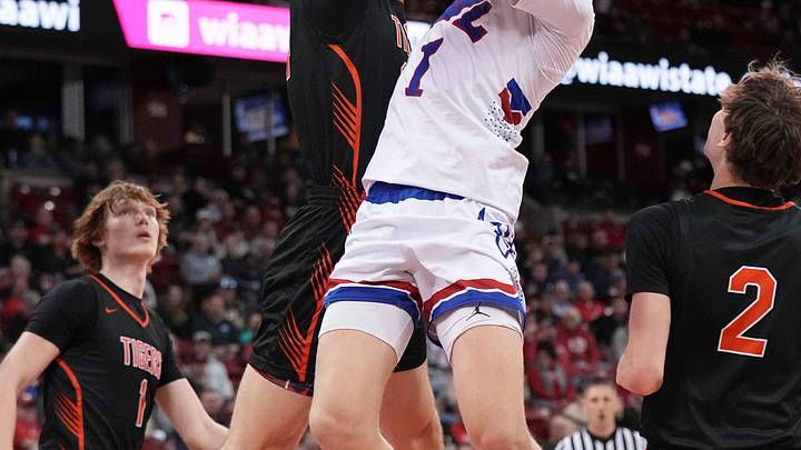 Syracuse basketball has reached out to 2027 4-star wing Kager Knueppel, the brother of a former Duke star now in the NBA.