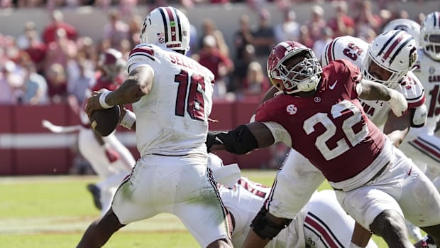 Alabama defensive end LT Overton