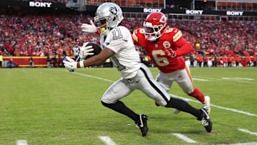 Las Vegas Raiders v Kansas City Chiefs