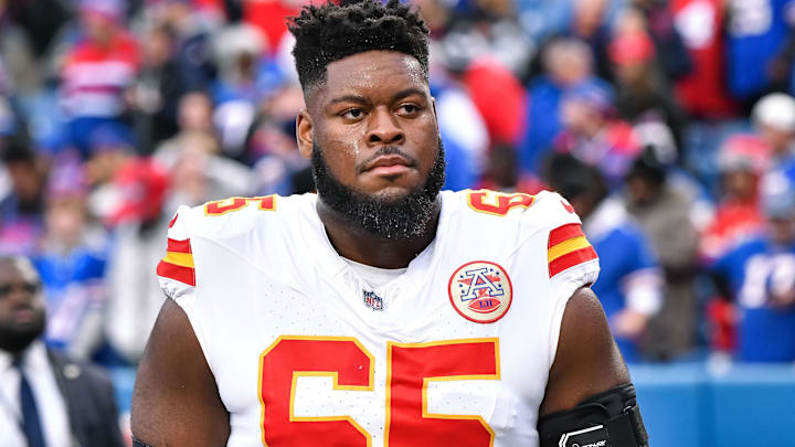 KC Chiefs' Trey Smith Named in List of Players Set to 'Break the Bank' as  Free Agents