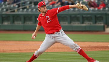 Los Angeles Angels v Texas Rangers