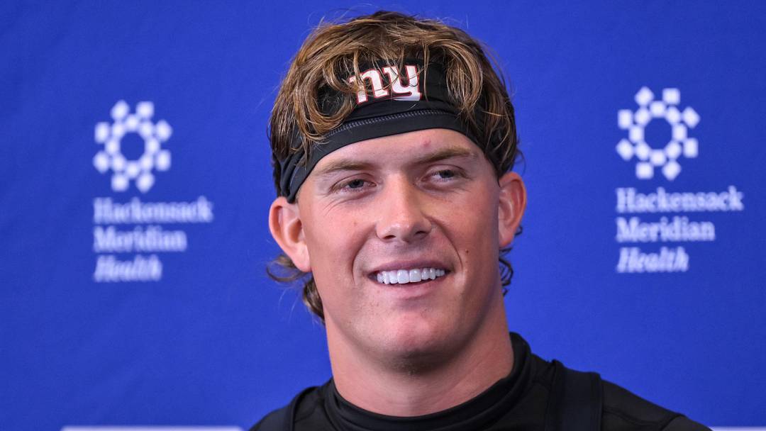 New York Giants - quarterback Jaxson Dart