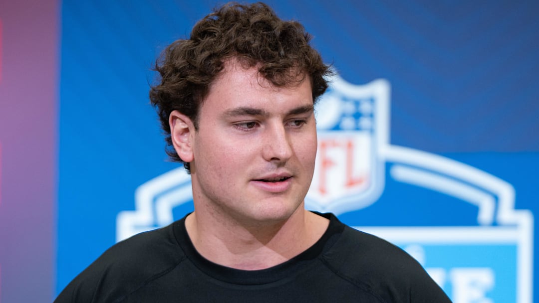 Carolina Panthers center Sam Hecht