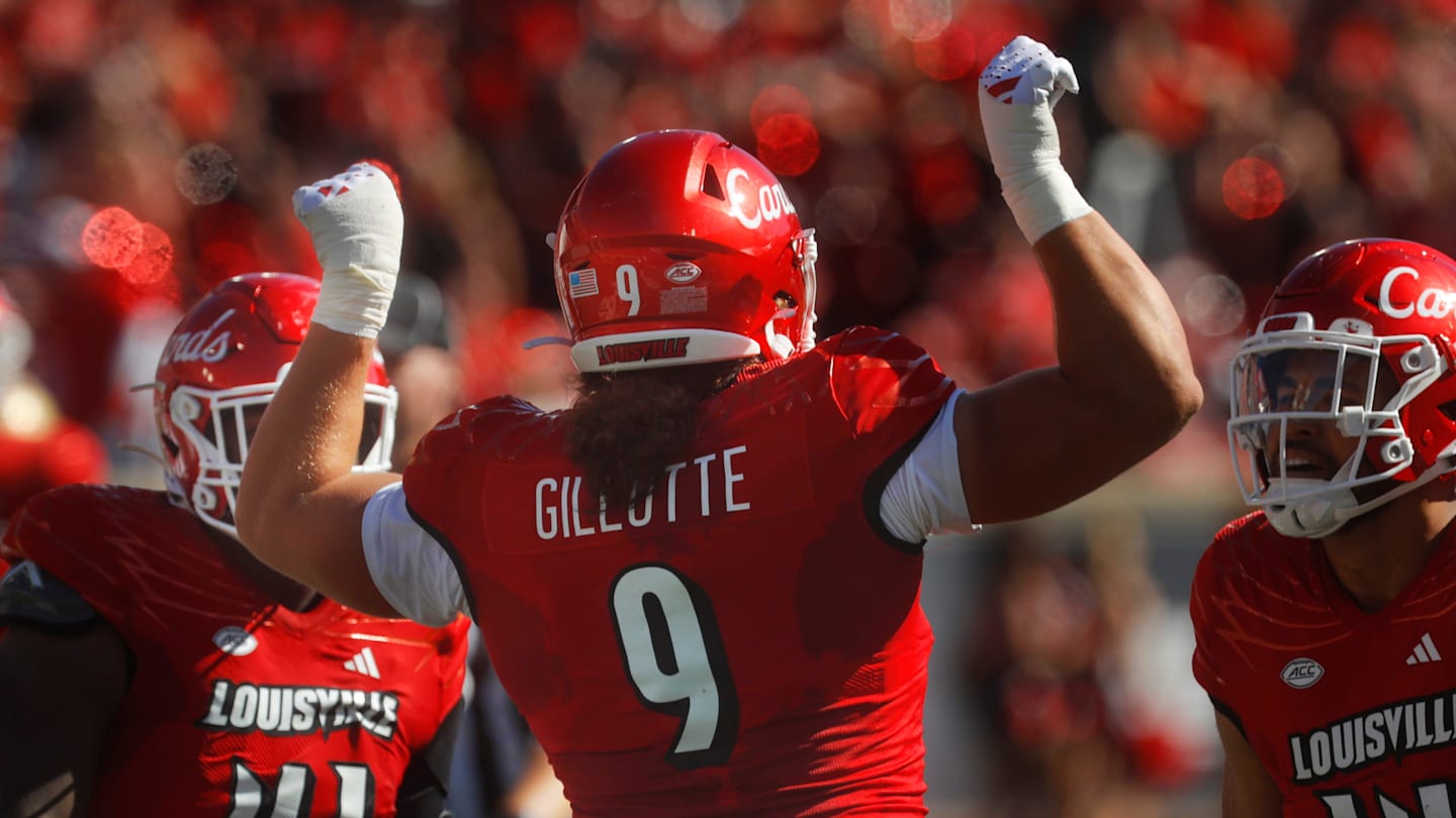 Louisville DE Ashton Gillotte Opts Out of Sun Bowl, Declares for 2025
