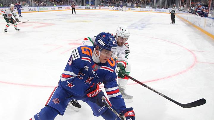 Ivan Demidov (91) of SKA, and Semyon Koshelev (21) of Ak...