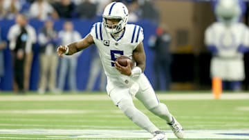 Tennessee Titans v Indianapolis Colts