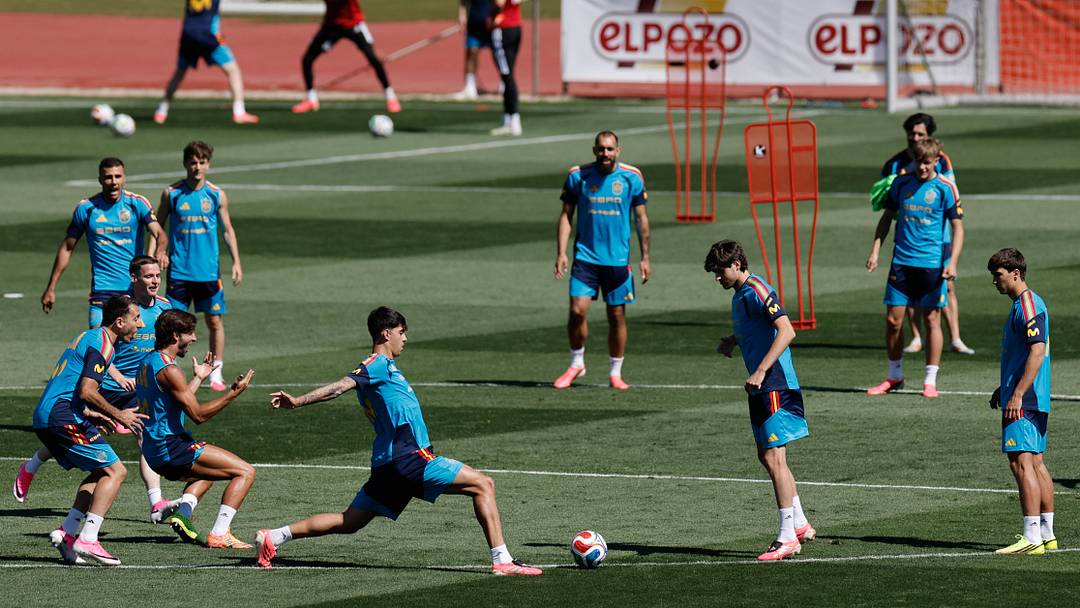 FBL-WC-2026-ESP-TRAINING