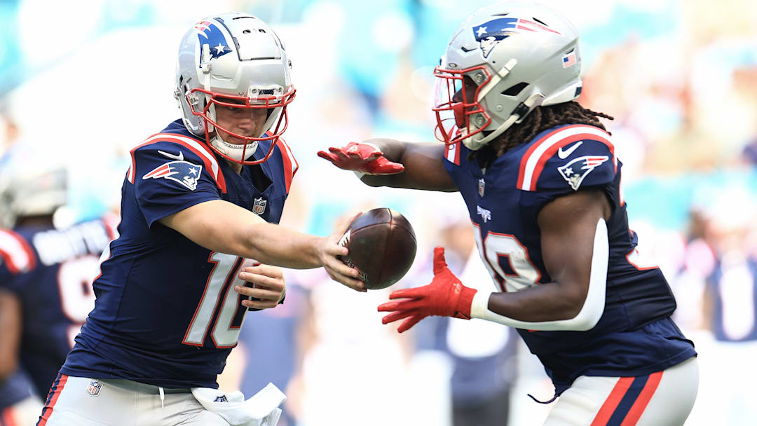 New England Patriots v Miami Dolphins New England Patriots v Miami Dolphins