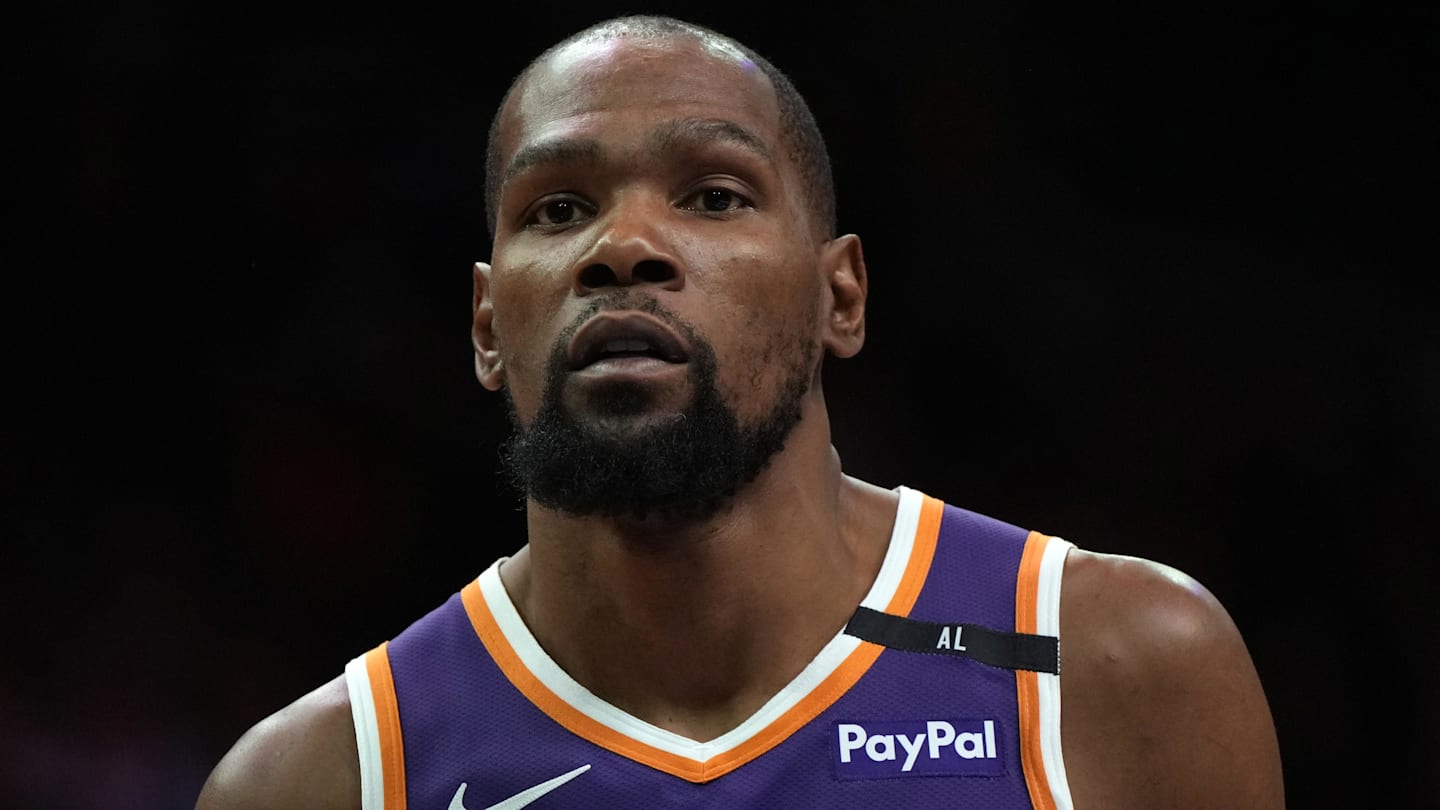 Kevin Durant Traded to Rockets as Suns Rebuild Around Booker