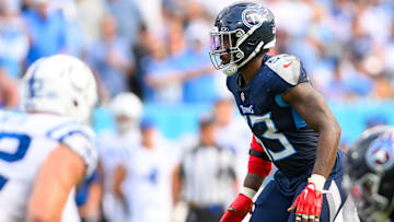 Oct 13, 2024; Nashville, Tennessee, USA;  Tennessee Titans linebacker Ernest Jones, IV against the Indianapolis Colts during the second half at Nissan Stadium. Mandatory Credit: Steve Roberts-Imagn Images