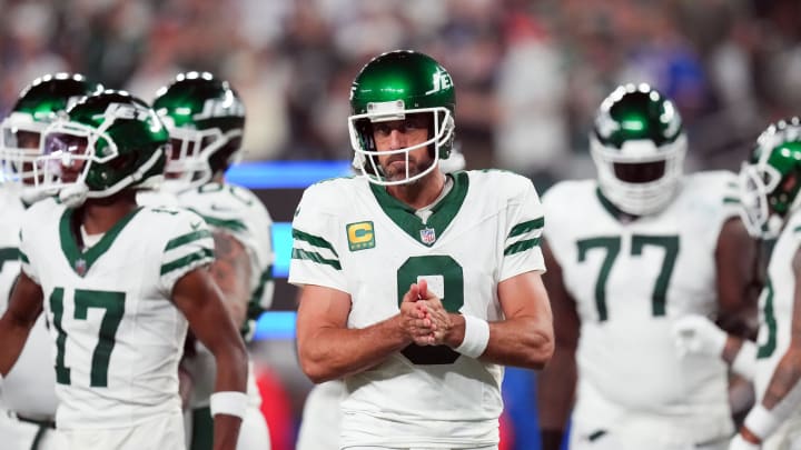 New York Jets QB Aaron Rodgers during the 2023 season opener.