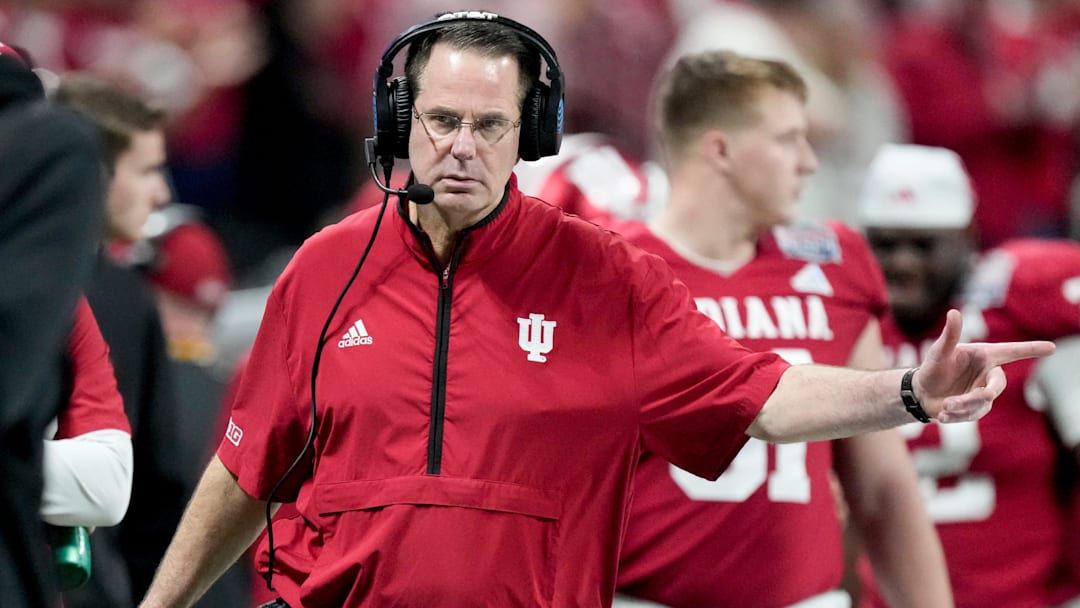 Indiana Hoosiers head coach Curt Cignetti