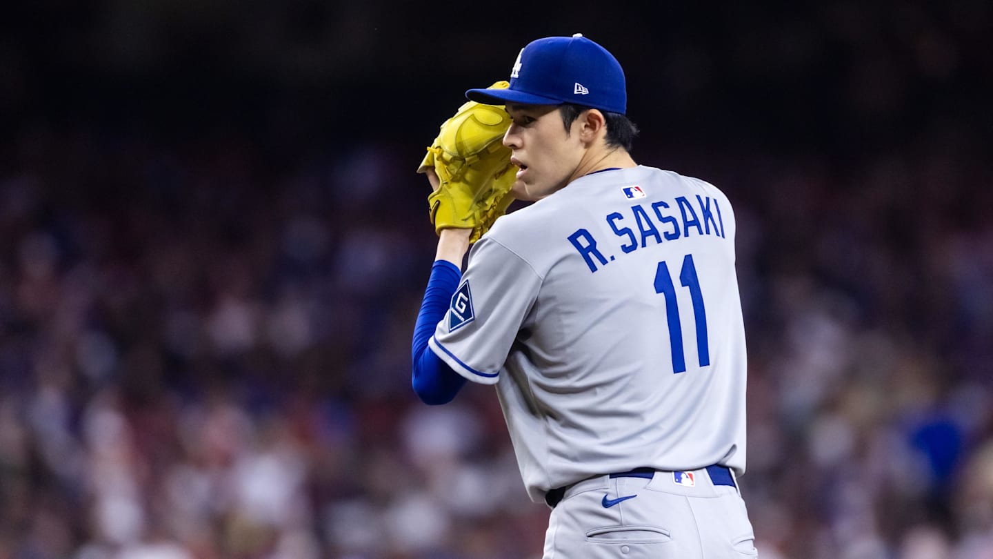 Dodgers Pitcher Roki Sasaki Halts Throwing Due Shoulder Injury, Return Uncertain