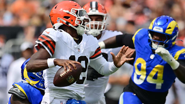 Cleveland Browns quarterback Shedeur Sanders