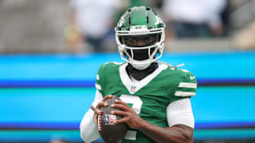 Nov 9, 2025; East Rutherford, New Jersey, USA; New York Jets quarterback Tyrod Taylor (2) warms up before the game against the Cleveland Browns at MetLife Stadium.