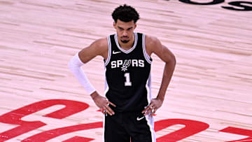 San Antonio Spurs v Indiana Pacers