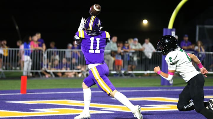 Williamsville catches a touchdown pass against Athens during a Sangamo Conference football game at Paul Jenkins Field on Friday, Oct. 3, 2025. Williamsville catches a touchdown pass against Athens during a Sangamo Conference football game at Paul Jenkins Field on Friday, Oct. 3, 2025.