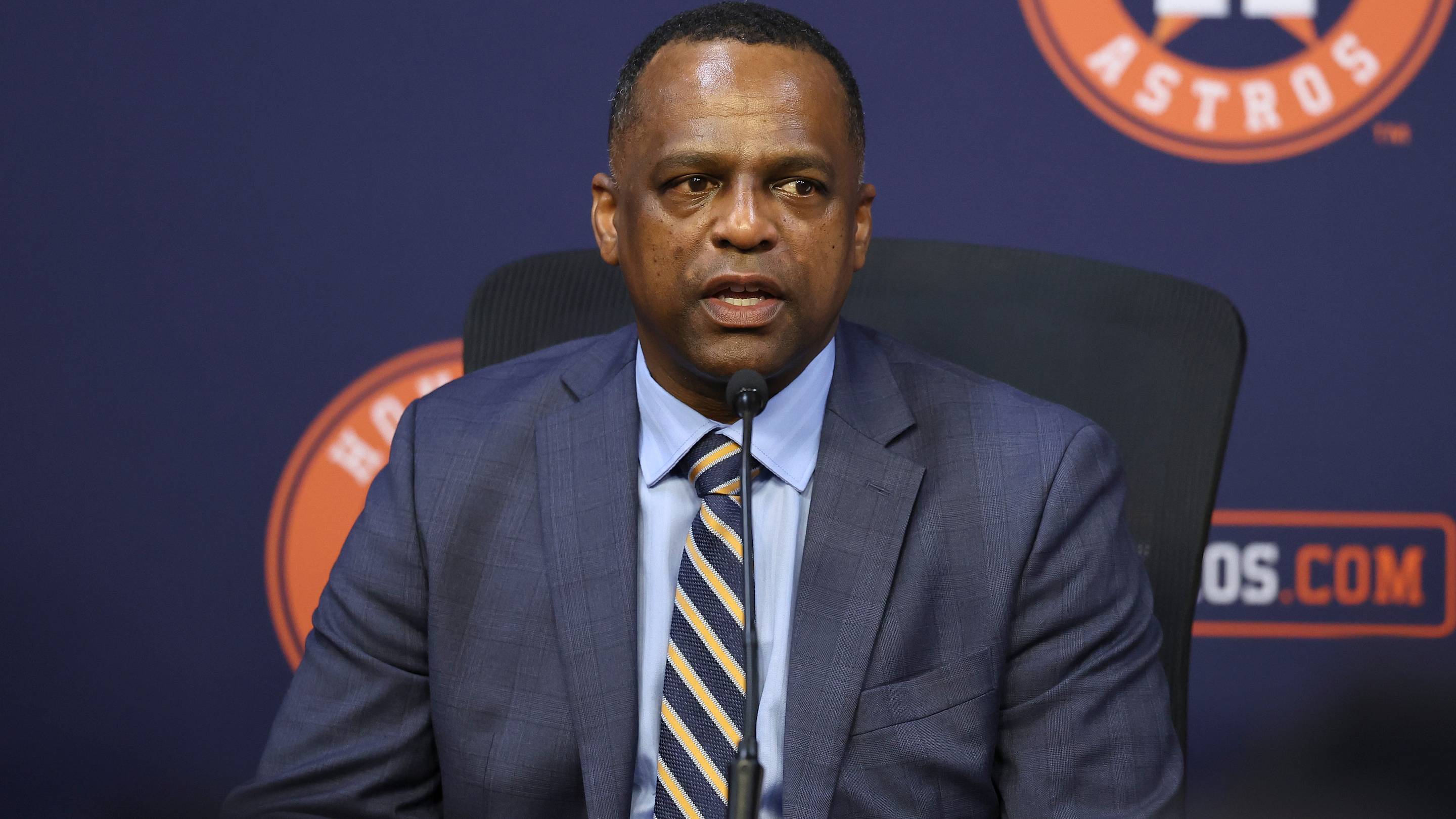 How the Astros can use the trade deadline to snatch the AL West crown in 4 easy steps