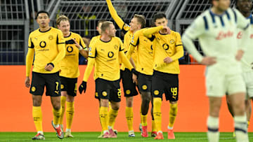 Der BVB bejubelt einen verdienten Hinspiel-Erfolg gegen Bergamo Der BVB bejubelt einen verdienten Hinspiel-Erfolg gegen Bergamo