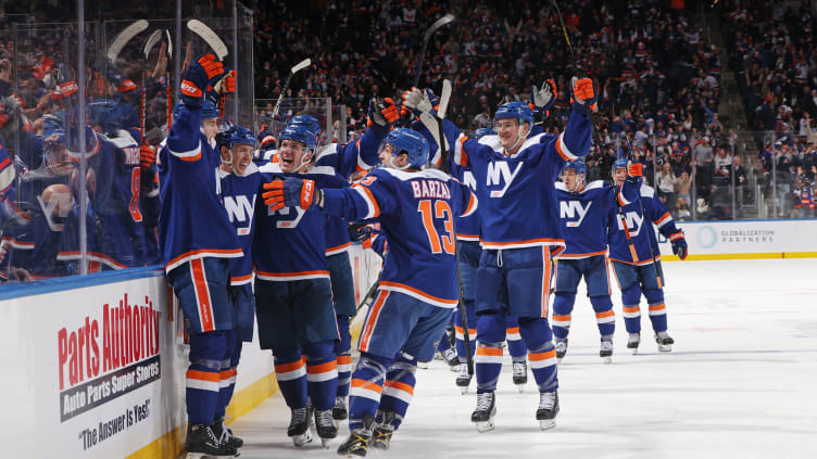 Edmonton Oilers v New York Islanders