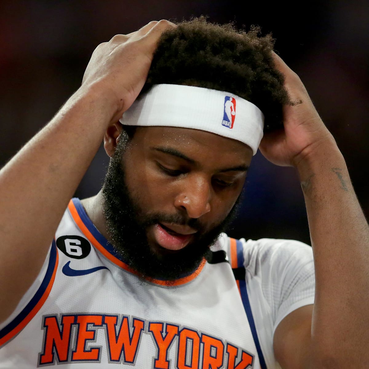 New York Knicks Have Mitchell Robinson Quandary at Trade Deadline