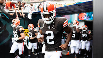 Sep 15, 2024; Jacksonville, Florida, USA;  Cleveland Browns wide receiver Amari Cooper (2) runs onto the field before a game against the Jacksonville Jaguars at EverBank Stadium. Mandatory Credit: Jeremy Reper-Imagn Images