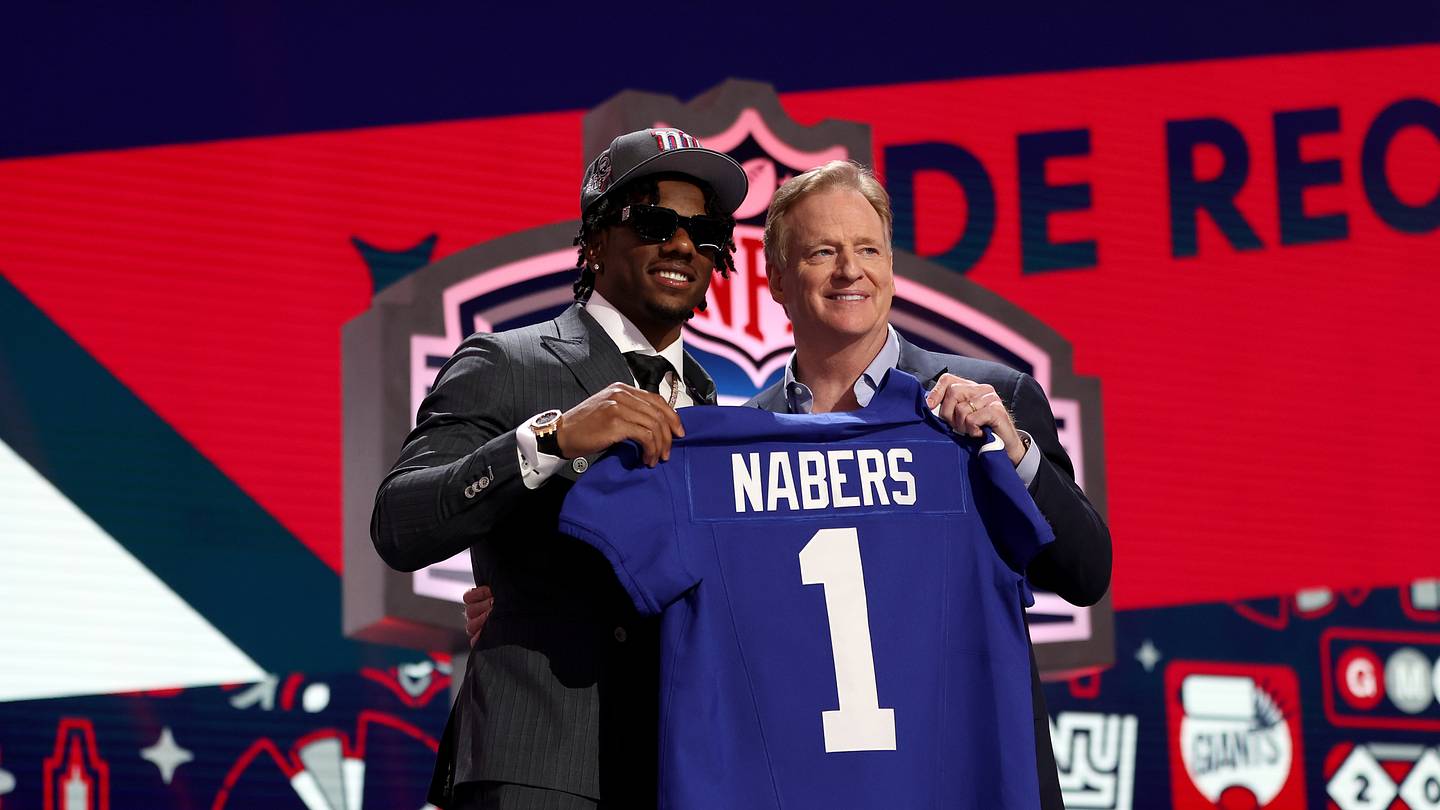 New York Giants further prove their incompetence by passing on QB in Round 1 - Vimarsana News