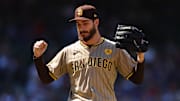 Los Yankees podrían enviar promesas a San Diego por Dylan Cease 