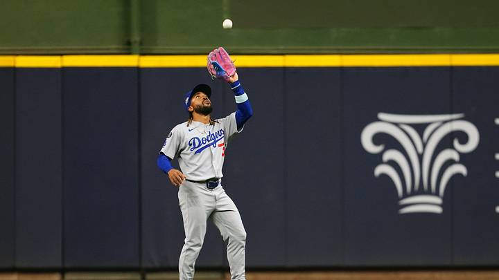 Championship Series - Los Angeles Dodgers v Milwaukee Brewers - Game 2