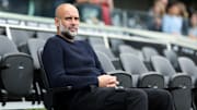 Pep Guardiola, entraîneur de Manchester City, devrait obtenir un nouveau défenseur.