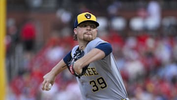 Sep 20, 2025; St. Louis, Missouri, USA; Milwaukee Brewers starting pitcher Chad Patrick (39) pitches against the St. Louis Cardinals during the first inning at Busch Stadium. Mandatory Credit: Jeff Curry-Imagn Images