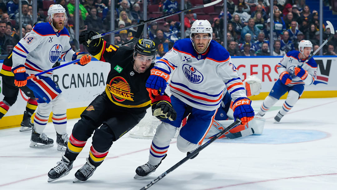 Edmonton Oilers v Vancouver Canucks