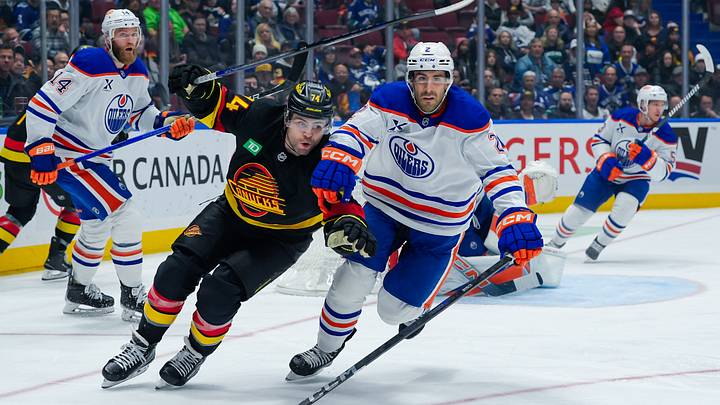 Edmonton Oilers v Vancouver Canucks
