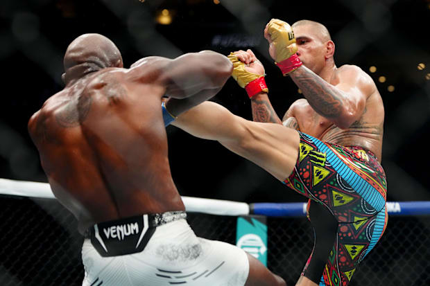 "Fighting Nerds" star meets lightweight vet on Pereira vs. Ankalaev card at UFC 313