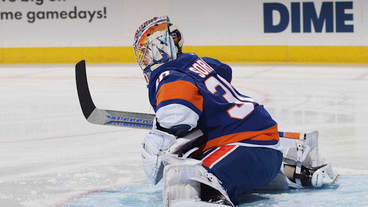 Carolina Hurricanes v New York Islanders - Game Three